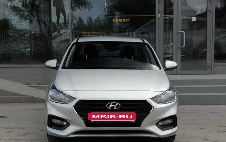 Hyundai Solaris II рестайлинг, 2017 год, 1 210 000 рублей, 2 фотография