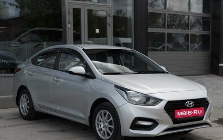 Hyundai Solaris II рестайлинг, 2017 год, 1 210 000 рублей, 3 фотография