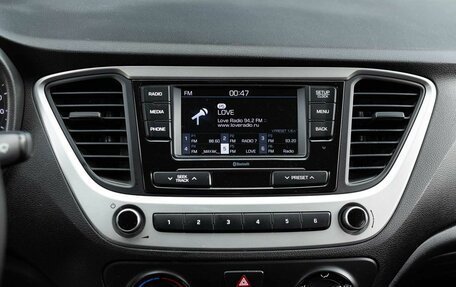 Hyundai Solaris II рестайлинг, 2017 год, 1 210 000 рублей, 14 фотография