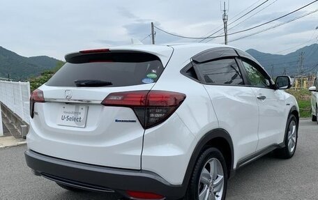 Honda Vezel, 2015 год, 1 313 000 рублей, 6 фотография