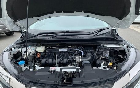 Honda Vezel, 2015 год, 1 313 000 рублей, 8 фотография