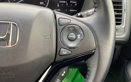 Honda Vezel, 2015 год, 1 313 000 рублей, 13 фотография