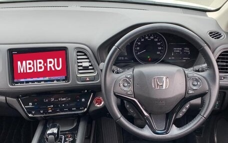 Honda Vezel, 2015 год, 1 313 000 рублей, 10 фотография