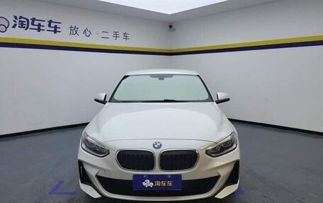 BMW 1 серия, 2021 год, 2 000 000 рублей, 3 фотография