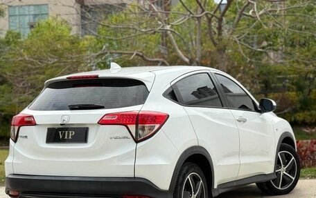 Honda Vezel, 2021 год, 1 270 100 рублей, 7 фотография