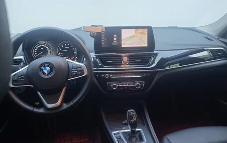 BMW 1 серия, 2021 год, 2 000 000 рублей, 8 фотография