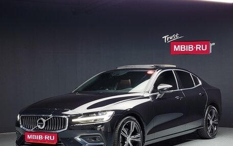 Volvo S60 III, 2022 год, 3 232 887 рублей, 1 фотография