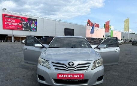 Toyota Camry, 2009 год, 1 280 000 рублей, 3 фотография