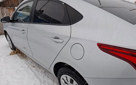 Hyundai Solaris II рестайлинг, 2018 год, 1 250 000 рублей, 3 фотография