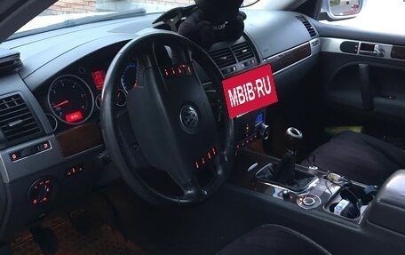 Volkswagen Touareg III, 2006 год, 1 050 000 рублей, 2 фотография