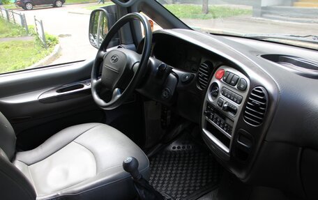 Hyundai Starex I рестайлинг, 2007 год, 570 000 рублей, 23 фотография