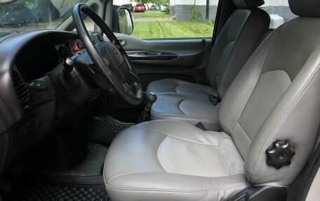 Hyundai Starex I рестайлинг, 2007 год, 570 000 рублей, 29 фотография