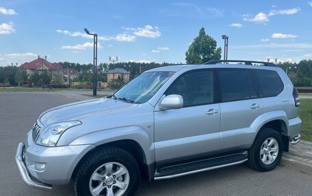 Toyota Land Cruiser Prado 120 рестайлинг, 2007 год, 2 150 000 рублей, 7 фотография