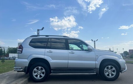 Toyota Land Cruiser Prado 120 рестайлинг, 2007 год, 2 150 000 рублей, 9 фотография
