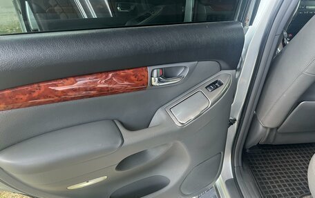 Toyota Land Cruiser Prado 120 рестайлинг, 2007 год, 2 150 000 рублей, 22 фотография