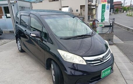 Honda Freed I, 2014 год, 723 000 рублей, 4 фотография