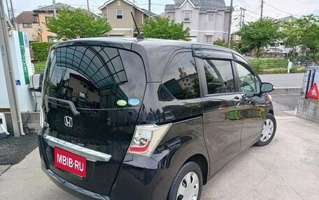 Honda Freed I, 2014 год, 723 000 рублей, 6 фотография