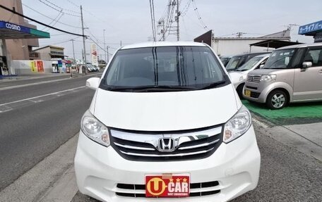 Honda Freed I, 2014 год, 732 000 рублей, 2 фотография