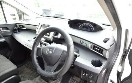 Honda Freed I, 2014 год, 732 000 рублей, 14 фотография