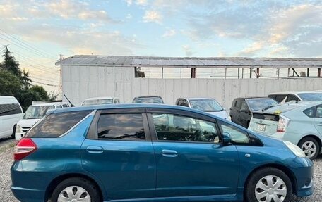 Honda Fit Shuttle I рестайлинг, 2013 год, 692 000 рублей, 4 фотография