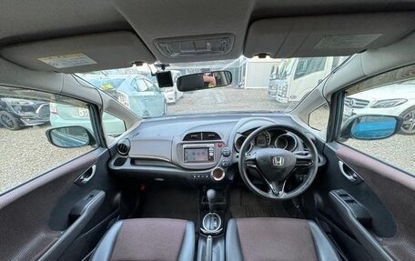 Honda Fit Shuttle I рестайлинг, 2013 год, 692 000 рублей, 11 фотография