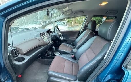 Honda Fit Shuttle I рестайлинг, 2013 год, 692 000 рублей, 12 фотография