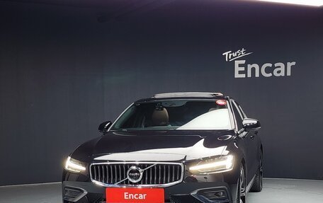 Volvo S60 III, 2022 год, 3 232 887 рублей, 3 фотография