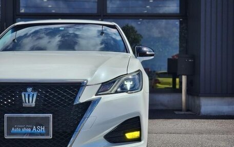 Toyota Crown, 2017 год, 1 900 013 рублей, 16 фотография