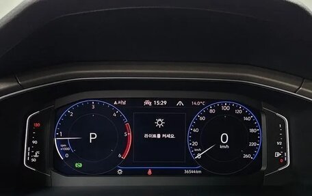 Volkswagen T-Roc I, 2022 год, 1 533 000 рублей, 6 фотография