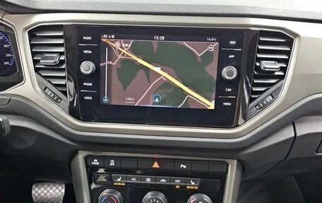 Volkswagen T-Roc I, 2022 год, 1 533 000 рублей, 14 фотография