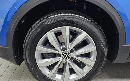 Volkswagen T-Roc I, 2022 год, 1 533 000 рублей, 19 фотография