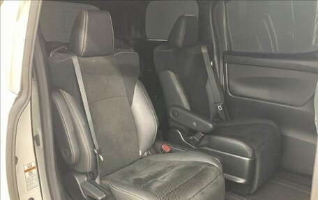Toyota Alphard III, 2021 год, 2 650 888 рублей, 18 фотография