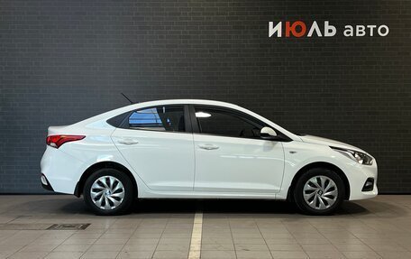 Hyundai Solaris II рестайлинг, 2018 год, 1 400 000 рублей, 4 фотография