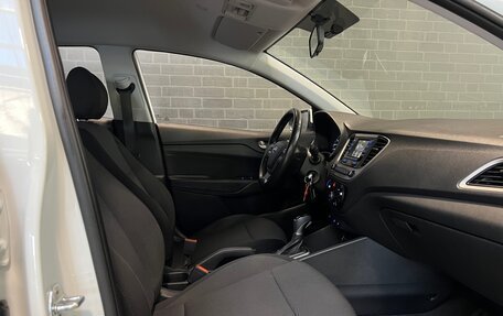Hyundai Solaris II рестайлинг, 2018 год, 1 400 000 рублей, 11 фотография
