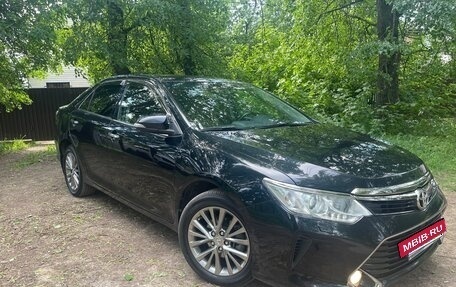 Toyota Camry, 2016 год, 2 750 000 рублей, 2 фотография