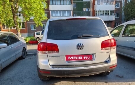 Volkswagen Touareg III, 2004 год, 1 090 000 рублей, 6 фотография