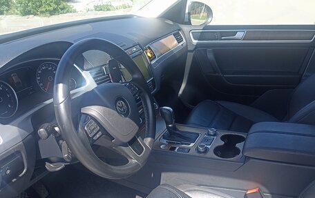Volkswagen Touareg III, 2015 год, 3 498 000 рублей, 6 фотография
