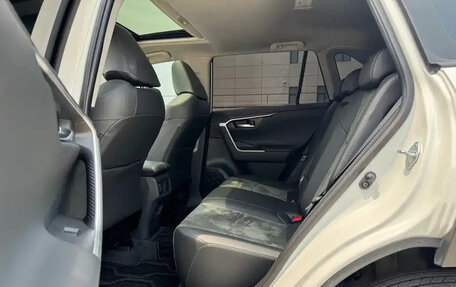 Toyota RAV4, 2022 год, 2 100 055 рублей, 19 фотография