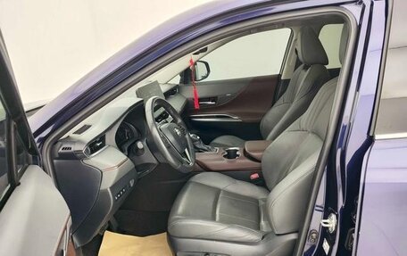 Toyota Harrier, 2022 год, 2 170 900 рублей, 8 фотография