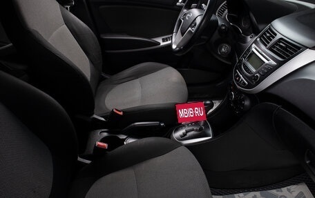 Hyundai Solaris II рестайлинг, 2013 год, 949 000 рублей, 18 фотография