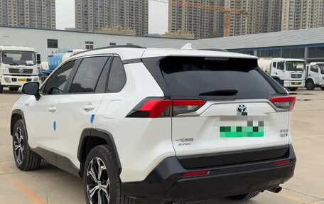 Toyota RAV4, 2022 год, 2 450 055 рублей, 6 фотография