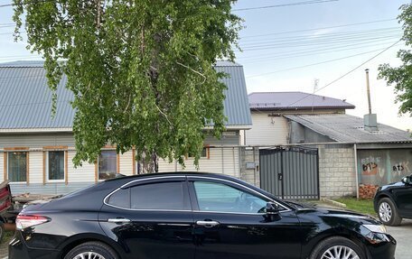 Toyota Camry, 2019 год, 2 600 000 рублей, 5 фотография