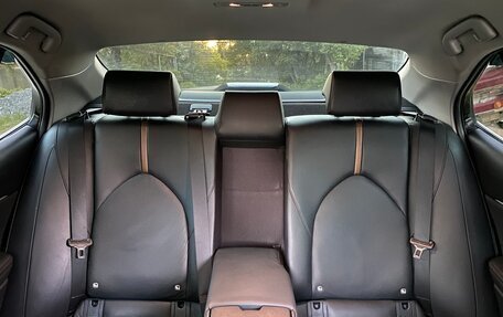 Toyota Camry, 2019 год, 2 600 000 рублей, 12 фотография