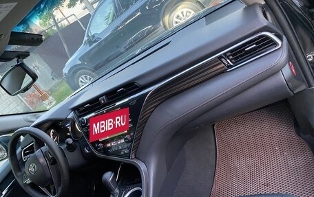 Toyota Camry, 2019 год, 2 600 000 рублей, 22 фотография