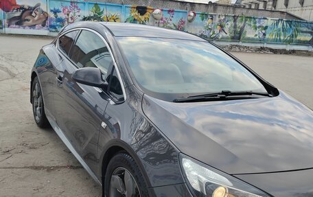 Opel Astra J, 2013 год, 900 000 рублей, 2 фотография