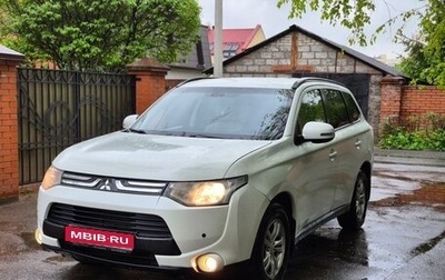 Mitsubishi Outlander III рестайлинг 3, 2013 год, 1 080 000 рублей, 1 фотография
