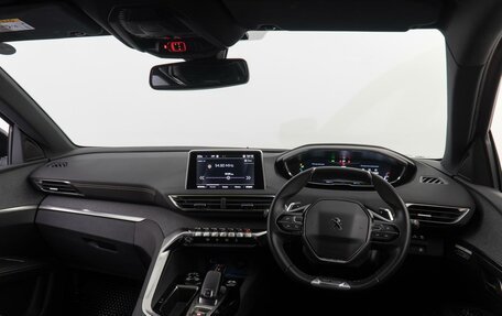 Peugeot 3008 II, 2019 год, 1 700 000 рублей, 6 фотография
