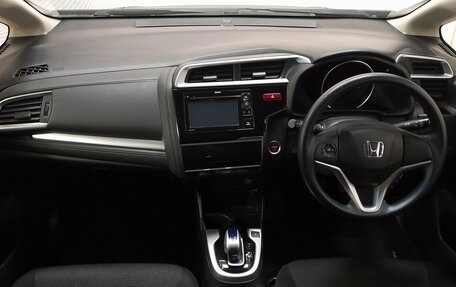 Honda Fit III, 2015 год, 870 000 рублей, 9 фотография