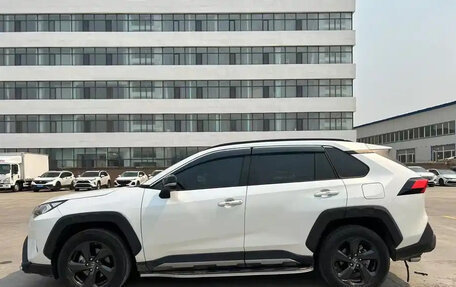 Toyota RAV4, 2022 год, 2 540 027 рублей, 8 фотография