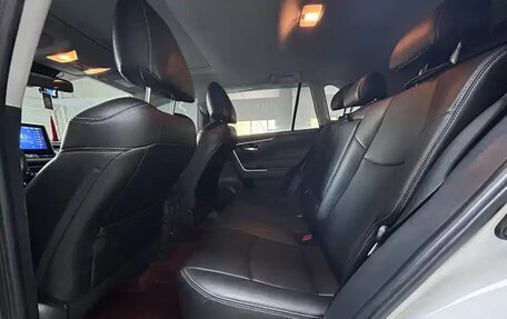 Toyota RAV4, 2022 год, 2 540 027 рублей, 15 фотография
